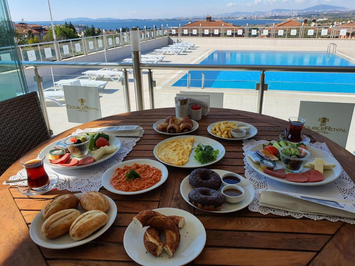 Double Royal Hotel Kocaeli Buitenkant foto
